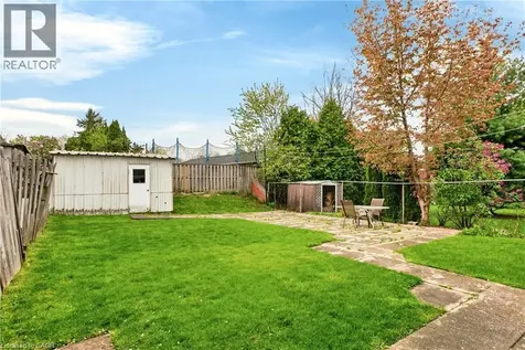 385 Mountain Crest Avenue Hamilton ON L9C 1L6