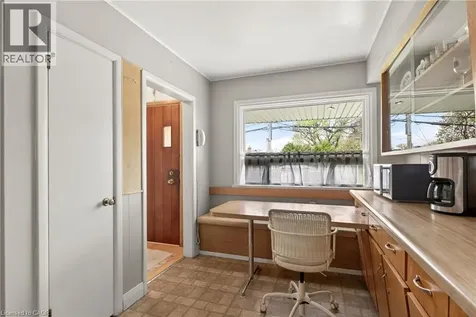 385 Mountain Crest Avenue Hamilton ON L9C 1L6