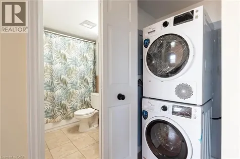 851 Queenston Road Hamilton ON L8G 1B4