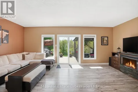 99 Teal Drive Guelph (kortright Hills) ON N1C 1H2