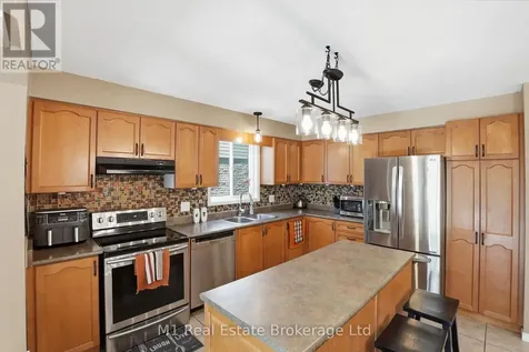 99 Teal Drive Guelph (kortright Hills) ON N1C 1H2