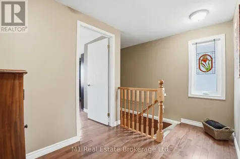 99 Teal Drive Guelph (kortright Hills) ON N1C 1H2