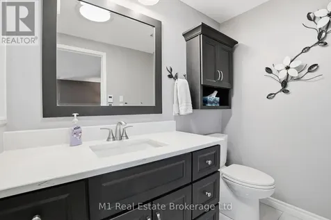 99 Teal Drive Guelph (kortright Hills) ON N1C 1H2