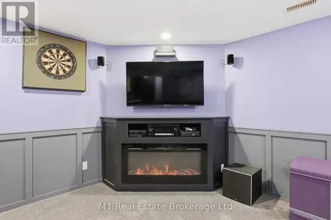 99 Teal Drive Guelph (kortright Hills) ON N1C 1H2