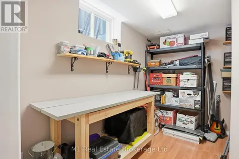 99 Teal Drive Guelph (kortright Hills) ON N1C 1H2