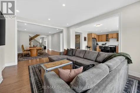 167 Rosanne Circle Wasaga Beach ON L9Z 0N1