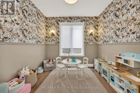 167 Rosanne Circle Wasaga Beach ON L9Z 0N1