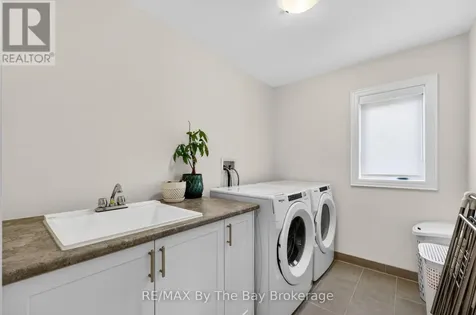 167 Rosanne Circle Wasaga Beach ON L9Z 0N1