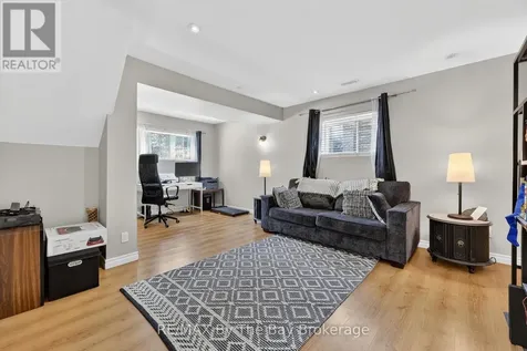 326 Golf Course Road Wasaga Beach ON L9Z 1S5