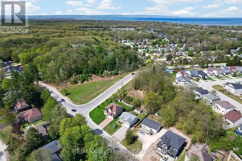 326 Golf Course Road Wasaga Beach ON L9Z 1S5