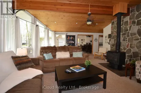 20 Roberval Circle Tiny ON L9M 0E1
