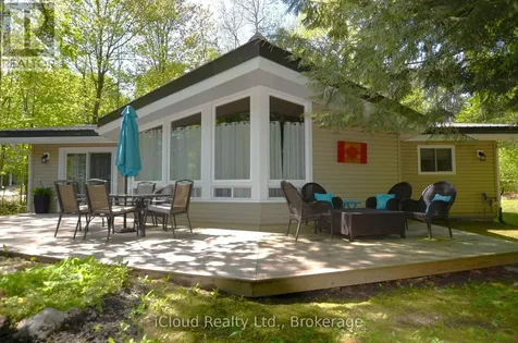20 Roberval Circle Tiny ON L9M 0E1