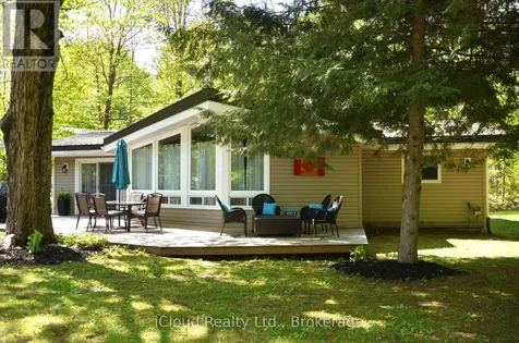 20 Roberval Circle Tiny ON L9M 0E1
