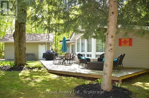 20 Roberval Circle Tiny ON L9M 0E1