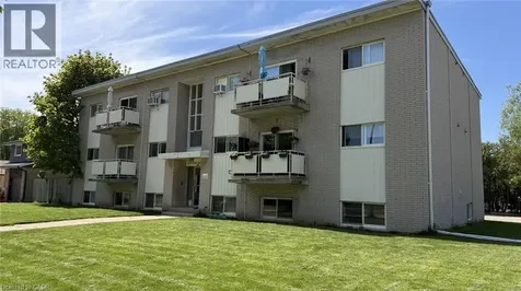 206 Indian Road Kitchener ON N2B 2S9