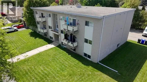 206 Indian Road Kitchener ON N2B 2S9