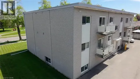 206 Indian Road Kitchener ON N2B 2S9