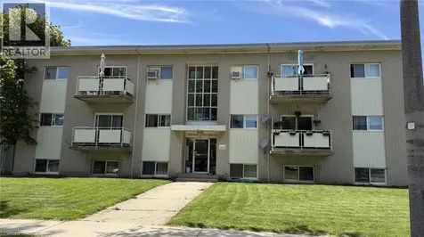 206 Indian Road Kitchener ON N2B 2S9