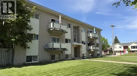 206 Indian Road Kitchener ON N2B 2S9