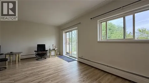 206 Indian Road Kitchener ON N2B 2S9