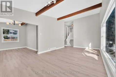1259 Meadowlands Drive East Ottawa ON K2E 6K4