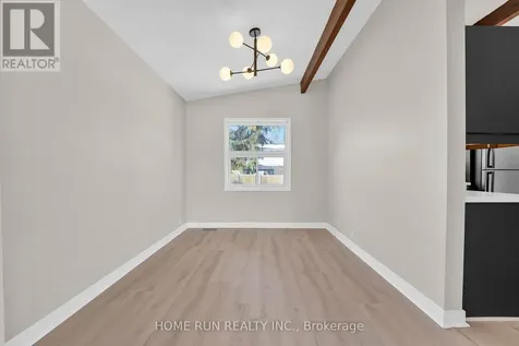 1259 Meadowlands Drive East Ottawa ON K2E 6K4