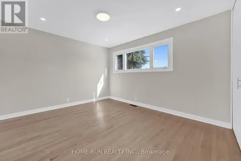 1259 Meadowlands Drive East Ottawa ON K2E 6K4