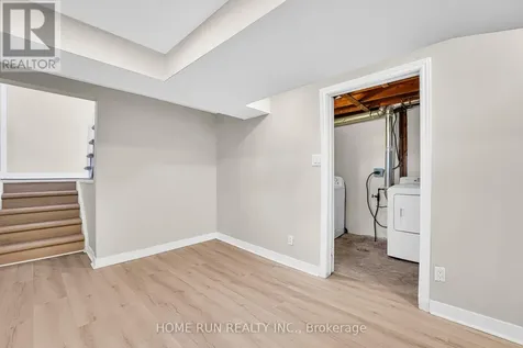 1259 Meadowlands Drive East Ottawa ON K2E 6K4