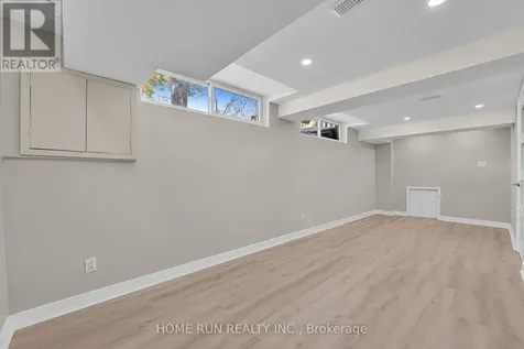 1259 Meadowlands Drive East Ottawa ON K2E 6K4