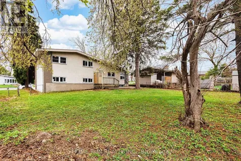 1259 Meadowlands Drive East Ottawa ON K2E 6K4