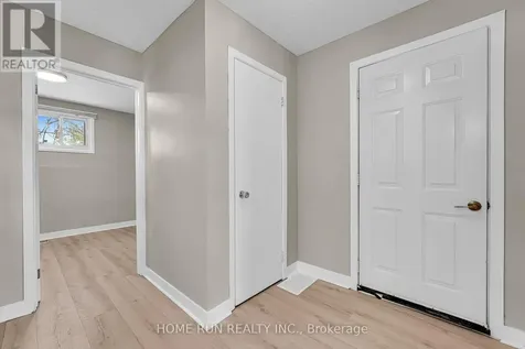 1259 Meadowlands Drive East Ottawa ON K2E 6K4