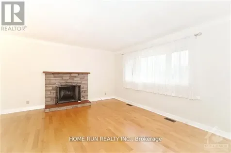39 Epworth Avenue Ottawa ON K2G 2L8