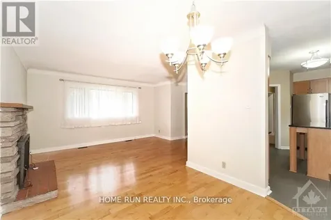 39 Epworth Avenue Ottawa ON K2G 2L8