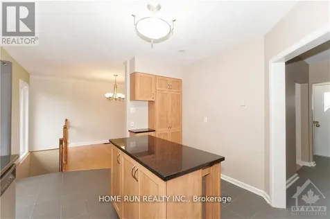 39 Epworth Avenue Ottawa ON K2G 2L8