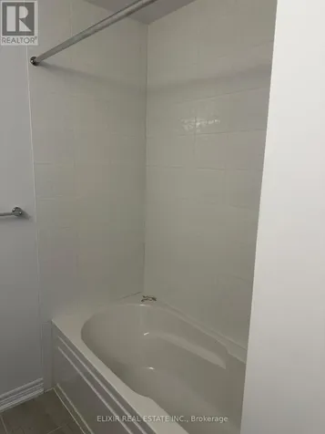 141 Fenchurch Manor Barrie ON L9J 0X1
