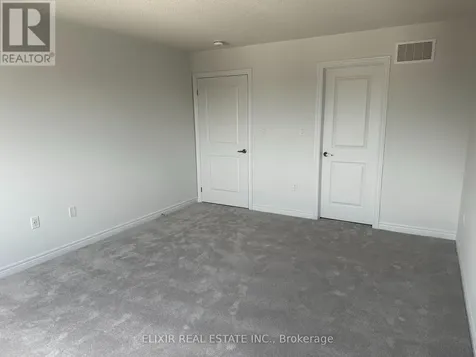 141 Fenchurch Manor Barrie ON L9J 0X1