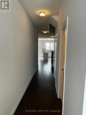 141 Fenchurch Manor Barrie ON L9J 0X1