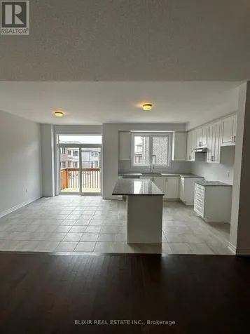 141 Fenchurch Manor Barrie ON L9J 0X1