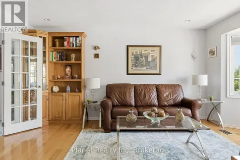 110 Woodborough Road Guelph (kortright West) ON N1G 3K5