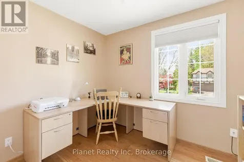 110 Woodborough Road Guelph (kortright West) ON N1G 3K5