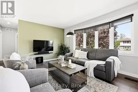 11 Heneage Street Port Hope ON L1A 3P8