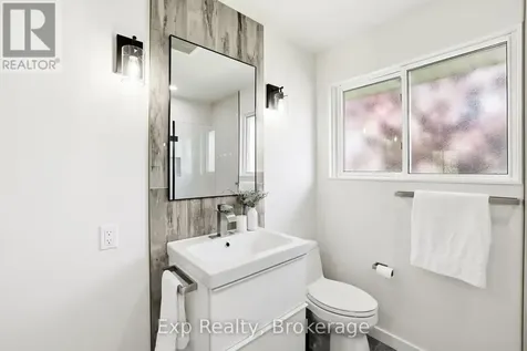 11 Heneage Street Port Hope ON L1A 3P8