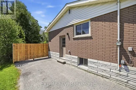 11 Heneage Street Port Hope ON L1A 3P8