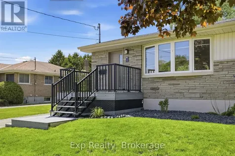 11 Heneage Street Port Hope ON L1A 3P8