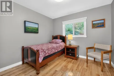 53 Therrien Court Penetanguishene ON L9M 1P6