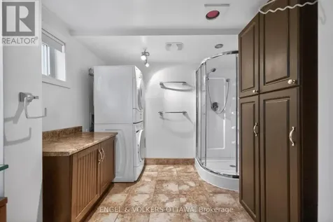 1396 Micmac Street Ottawa ON K1H 7N5