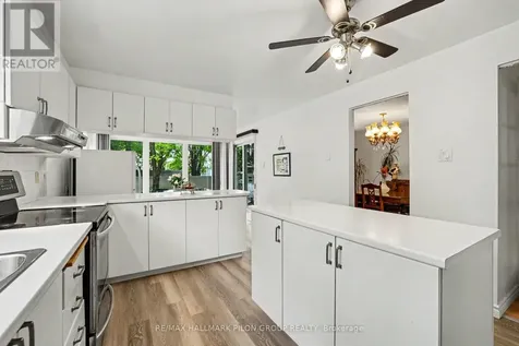 1674 Sansonnet Street Ottawa ON K1C 5Y6