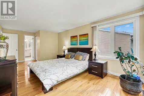 1674 Sansonnet Street Ottawa ON K1C 5Y6