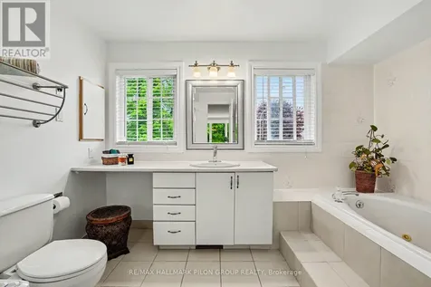 1674 Sansonnet Street Ottawa ON K1C 5Y6