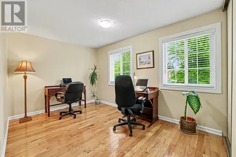 1674 Sansonnet Street Ottawa ON K1C 5Y6